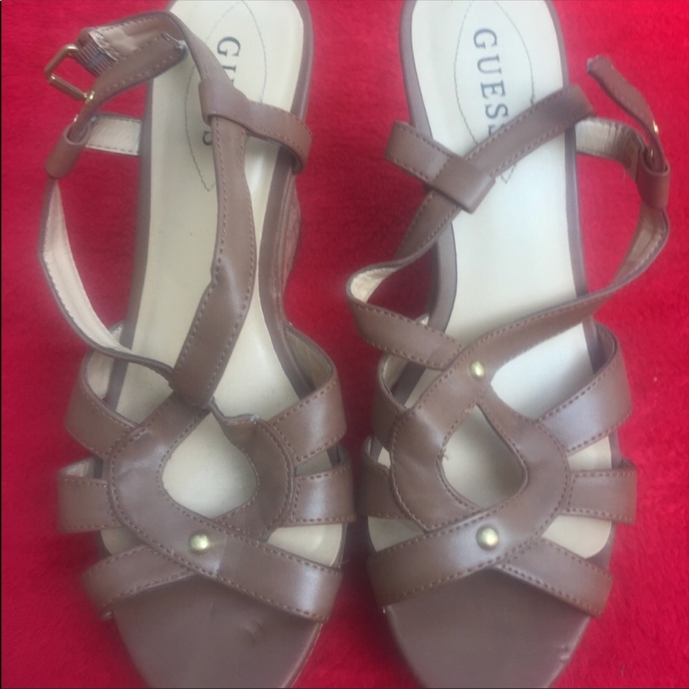 Guess shoes sz 9.5